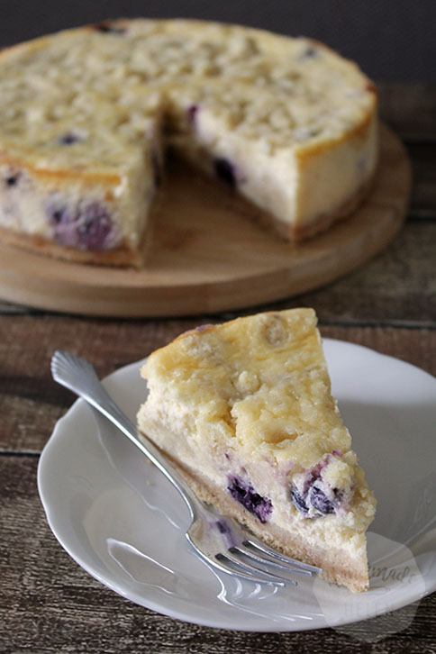 Blauwe bes kruimel cheesecake | HandmadeHelen